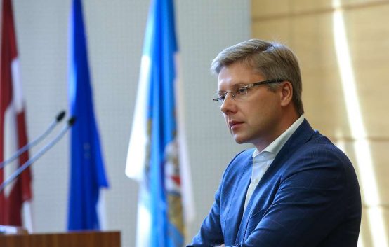 Отставка мэра Риги Нила Ушакова будет рассмотрена в суде
