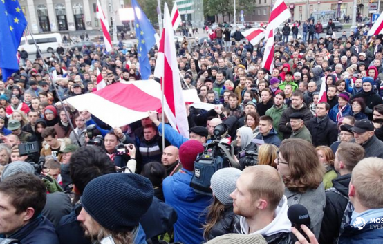 Марш в память о Романе Бондаренко в Минске закончился разгоном и задержаниями протестующих