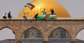 Новые столкновения палестинцев и израильских солдат в Иерусалиме
