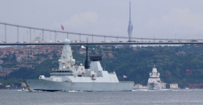 Из-за инцидента с британским военным кораблем в Минобороны России вызван военный атташе Великобритании
