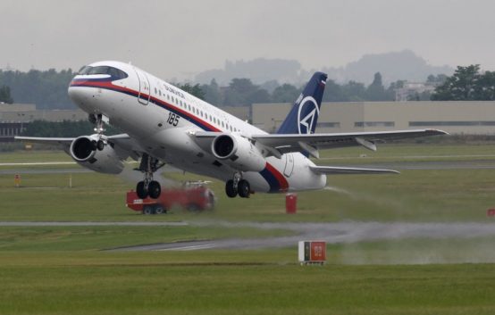 В Москве и Ростове-на-Дону отменены вылеты SSJ-100