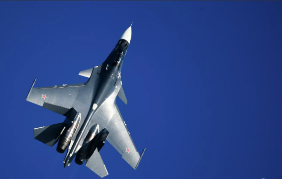 Российские истребители совершили перехват бомбардировщиков США над Черным морем