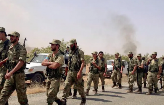 В ОАЭ указали на поставки Турцией в Ливию сирийских наемников