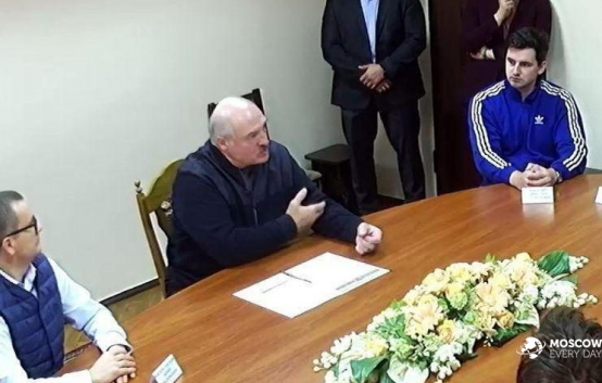 Состоялась встреча Лукашенко с задержанными оппозиционерами Белоруссии в СИЗО