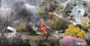 На переданных Азербайджану территориях армяне сжигают свои дома