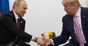 Администрация Байдена получила записи бесед между Трампом и Путиным