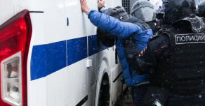 Полицейскими проведены задержания у исправительной колонии, где отбывает срок Навальный