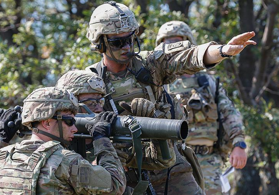 Солдаты США во время учений в Болгарии перепугали местных жителей