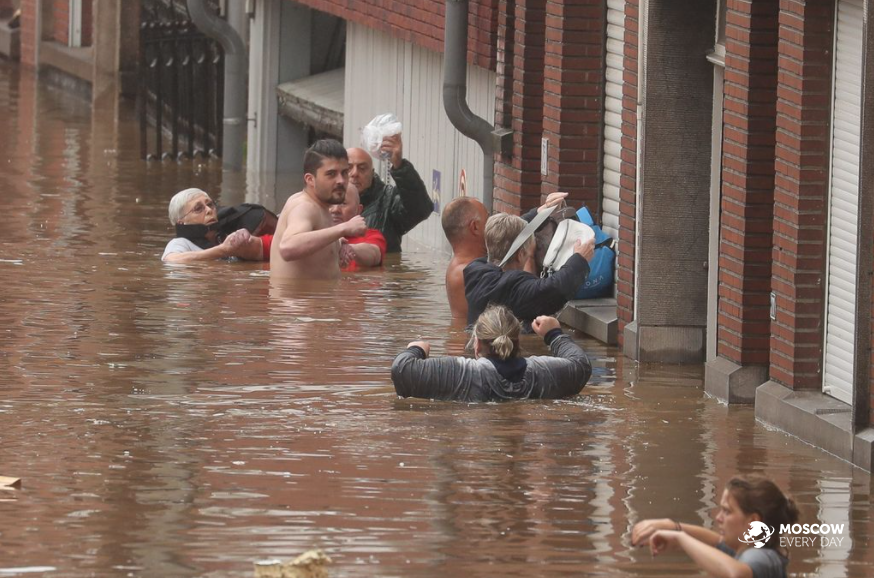 Ураган и проливные дожди на юго-западе Германии стали причиной гибели 42 человек
