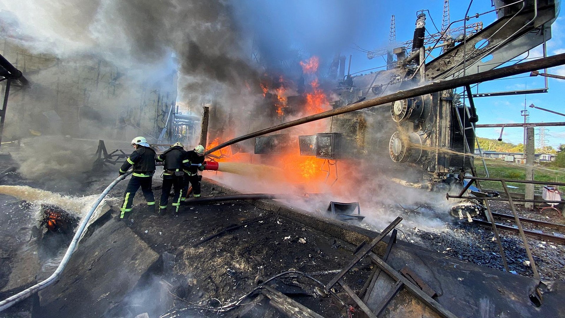 Взрывы на промышленных предприятиях. Взрывы на Украине. Пожар от электричества.